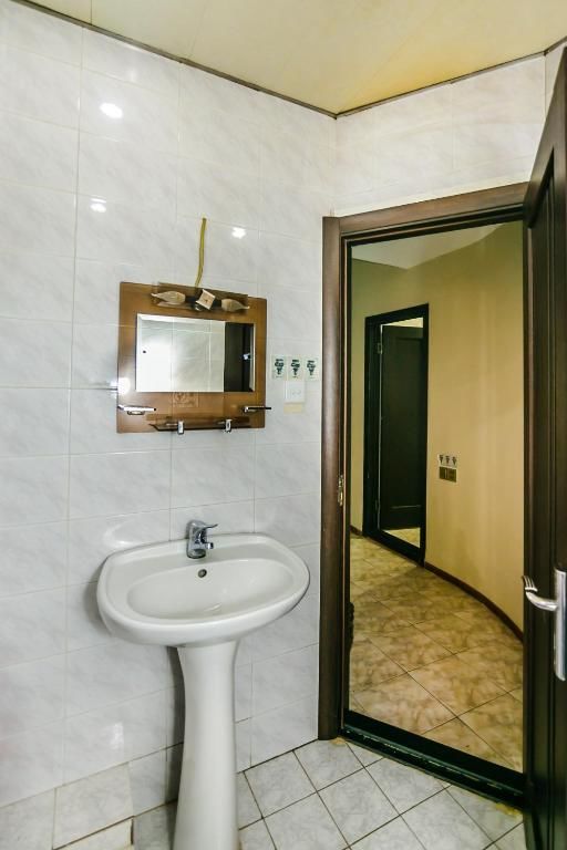 Апартаменты VIP Apartment On Shaurma 6 Rooms Баку-111