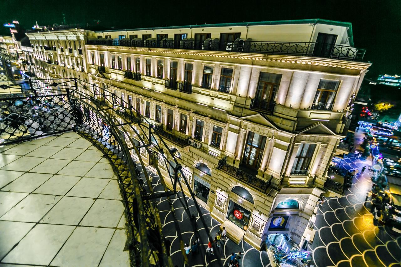 Апартаменты VIP Apartment On Shaurma 6 Rooms Баку-5