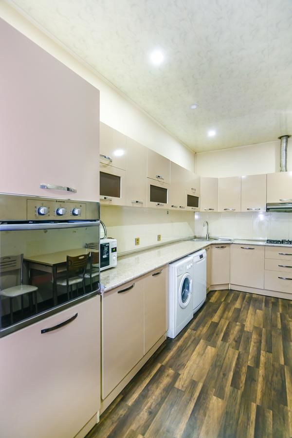 Апартаменты VIP Apartment On Shaurma 6 Rooms Баку-39