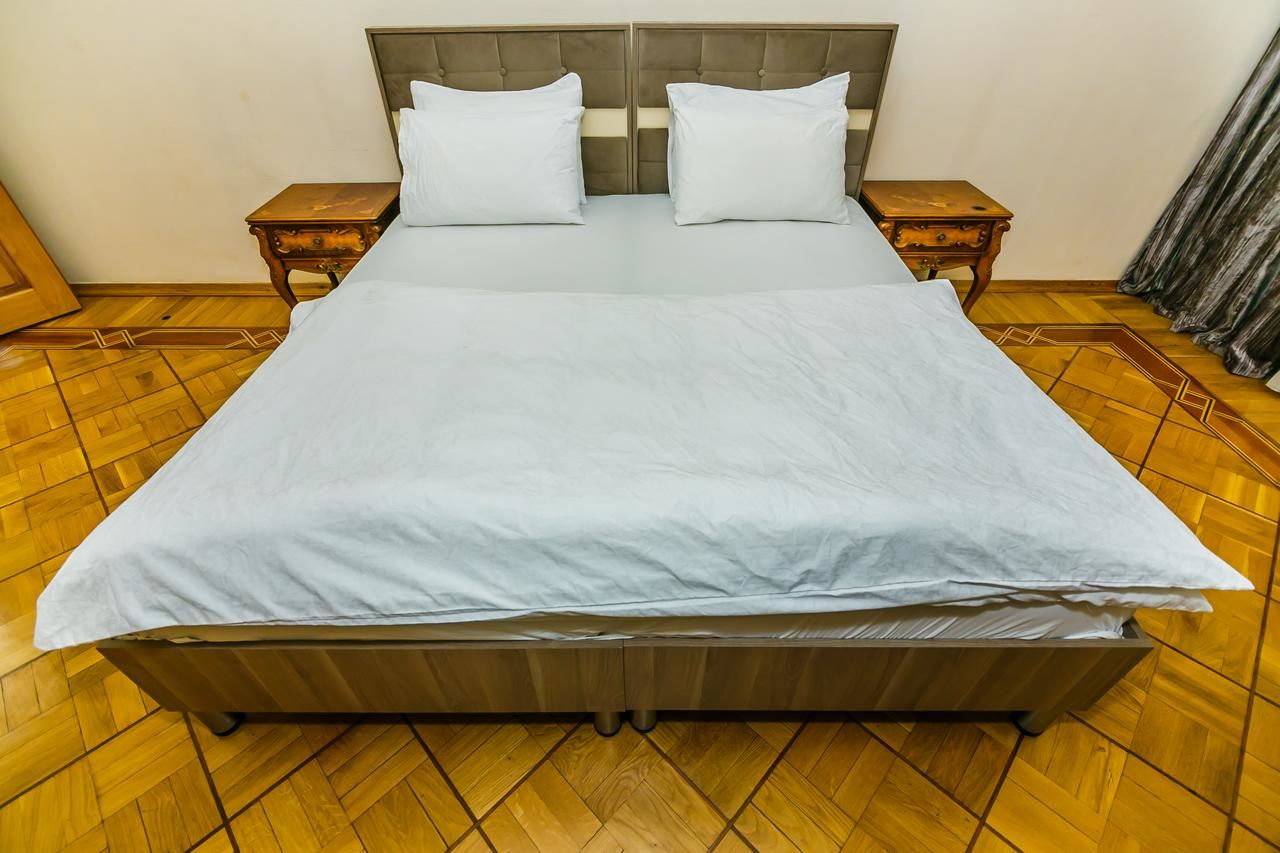 Апартаменты VIP Apartment On Shaurma 6 Rooms Баку-43