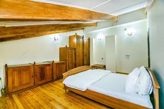 Апартаменты VIP Apartment On Shaurma 6 Rooms Баку Апартаменты с балконом-24