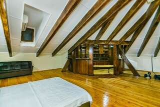 Апартаменты VIP Apartment On Shaurma 6 Rooms Баку Апартаменты с балконом-83