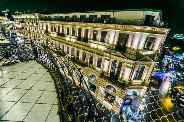 Апартаменты VIP Apartment On Shaurma 6 Rooms Баку-4