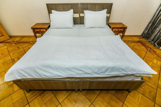 Апартаменты VIP Apartment On Shaurma 6 Rooms Баку-42